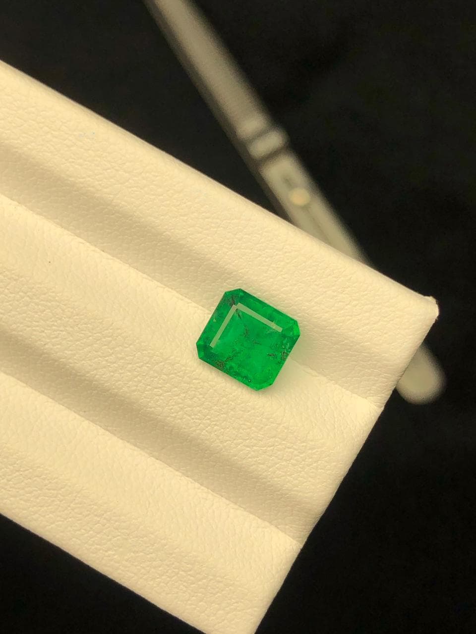 Emerald thumbnail 3