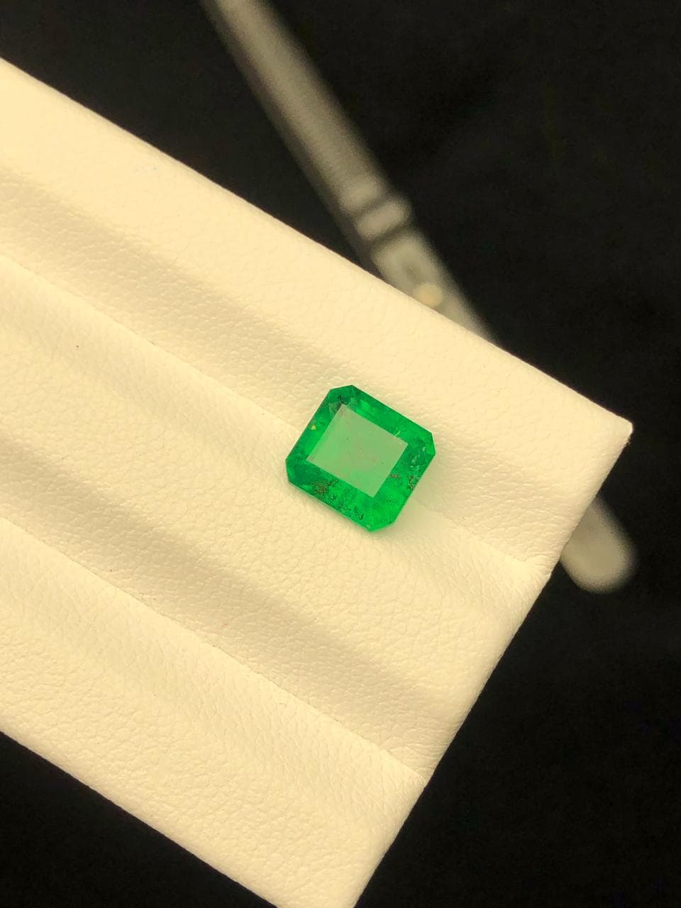Emerald thumbnail 4