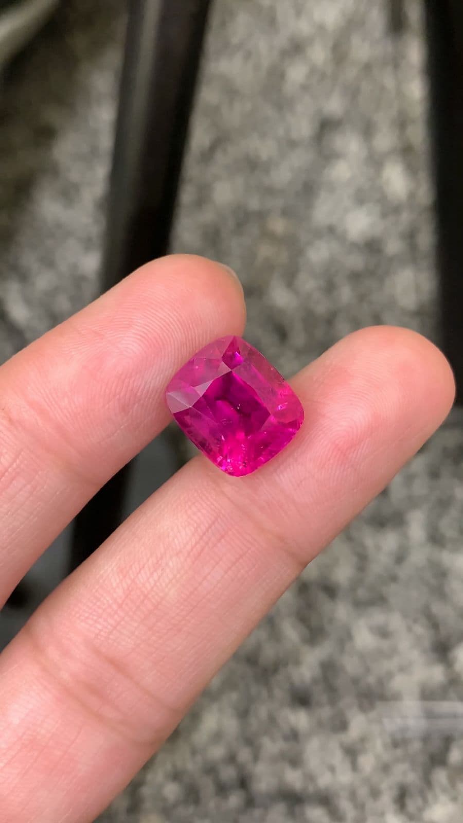 Tourmaline( Rubellite ) thumbnail 3